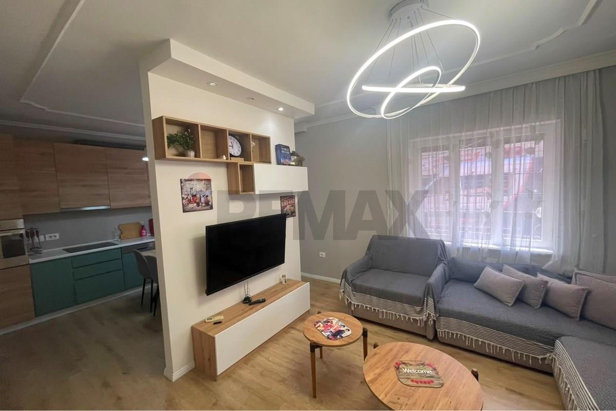 Apartament 1+1 me qira pranë uzinës dinamo 50.000 lekë/muaj
