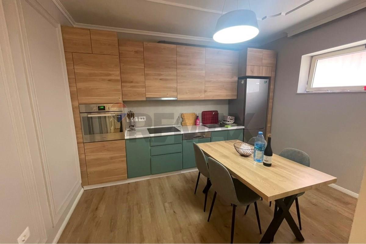 Apartament 1+1 me qira pranë uzinës dinamo 50.000 lekë/muaj