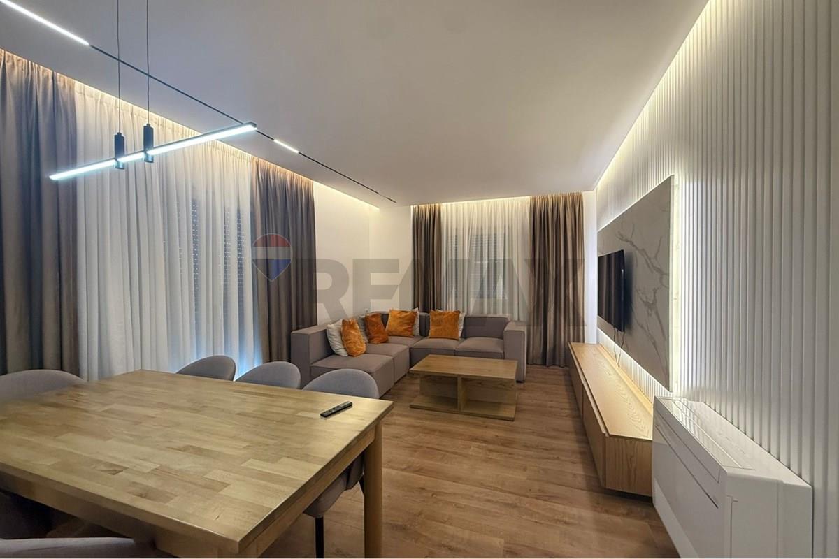 Apartament 2+1+2 me qira në kodrën e diellit 1 me post parkimi të përfshirë