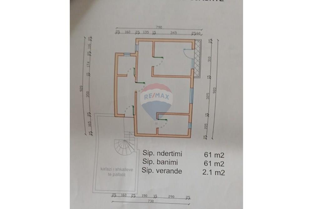 Apartamento en venta 2+1 ubicado en una de las zonas más céntricas y preferidas de Tirana, con acceso inmediato a todas las facilidades.