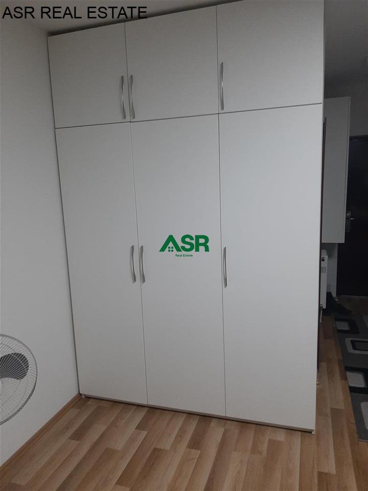 Shitet banesa ne rrugen b