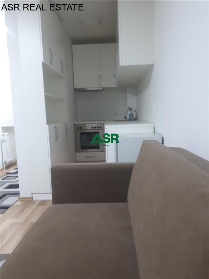 Shitet banesa ne rrugen b