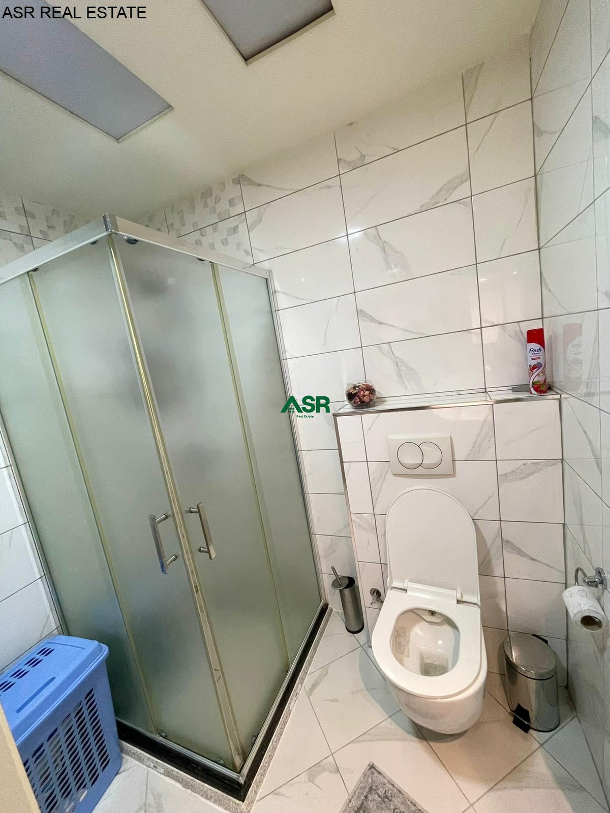 Shitet banesa në lagjën Tophane