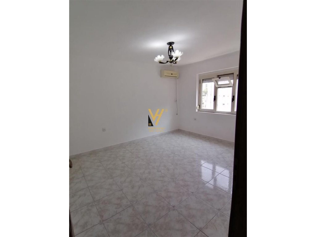 Apartment 2+1+block for rent on kavajes street 500 euro