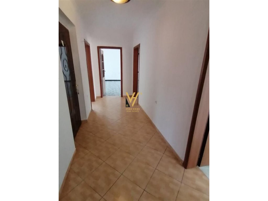 Apartment 2+1+block for rent on kavajes street 500 euro
