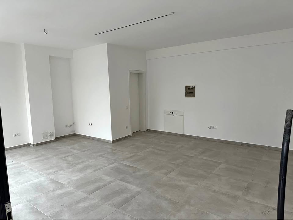 Lokal në shitje në lagjen Mati 1