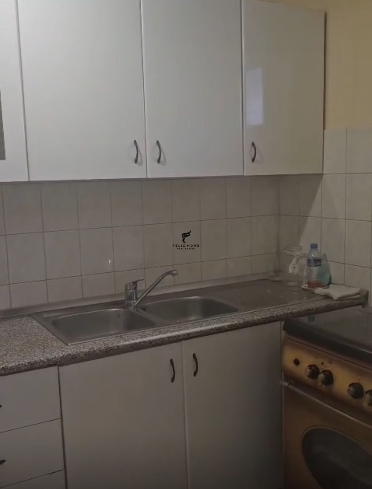 Appartamento in affitto 3+1 bulevar zogu 1 65.000 leke (2)