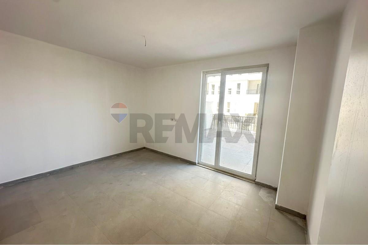 Apartament 2+1 në shitje univers city