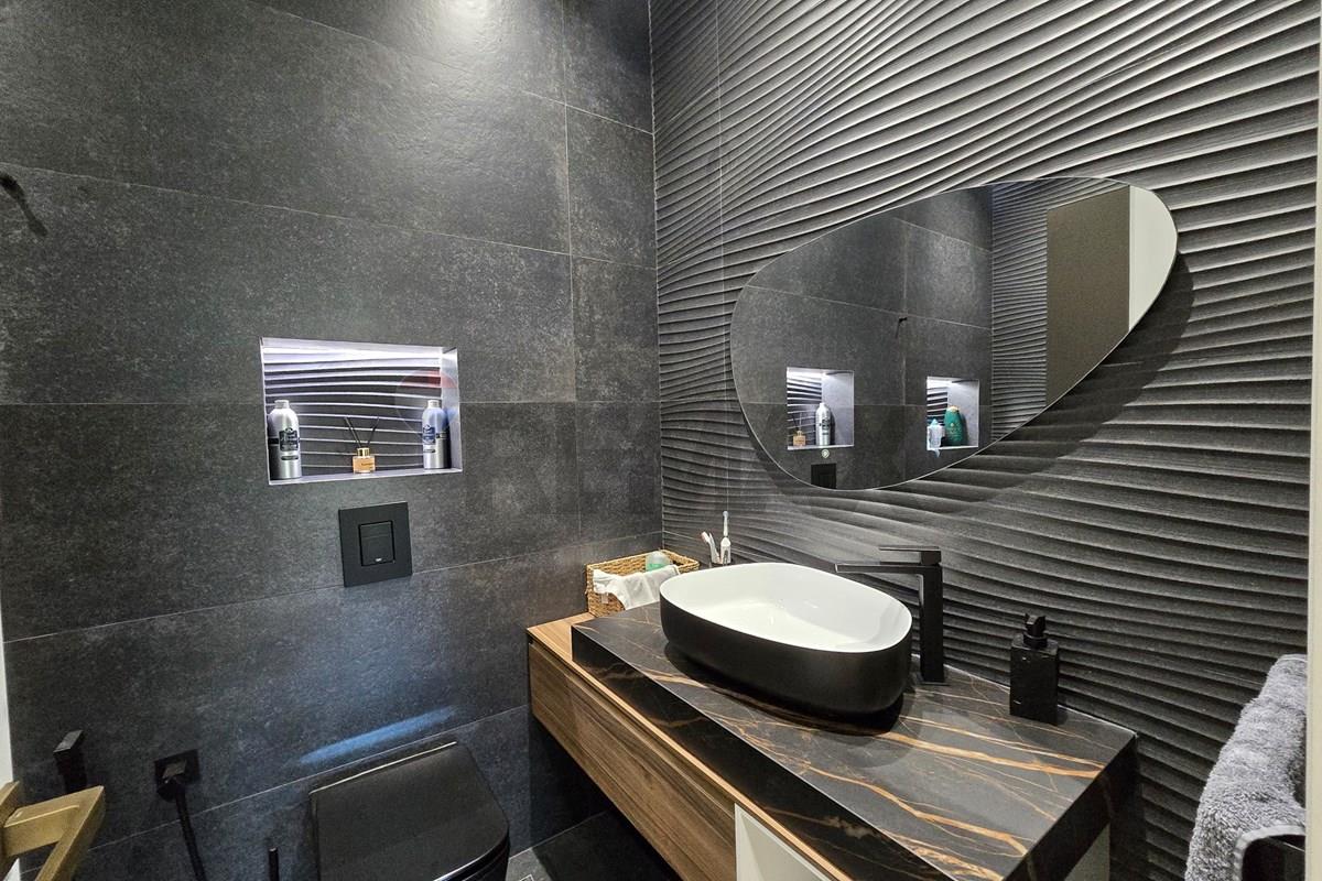 Apartament duplex luksoz për qira