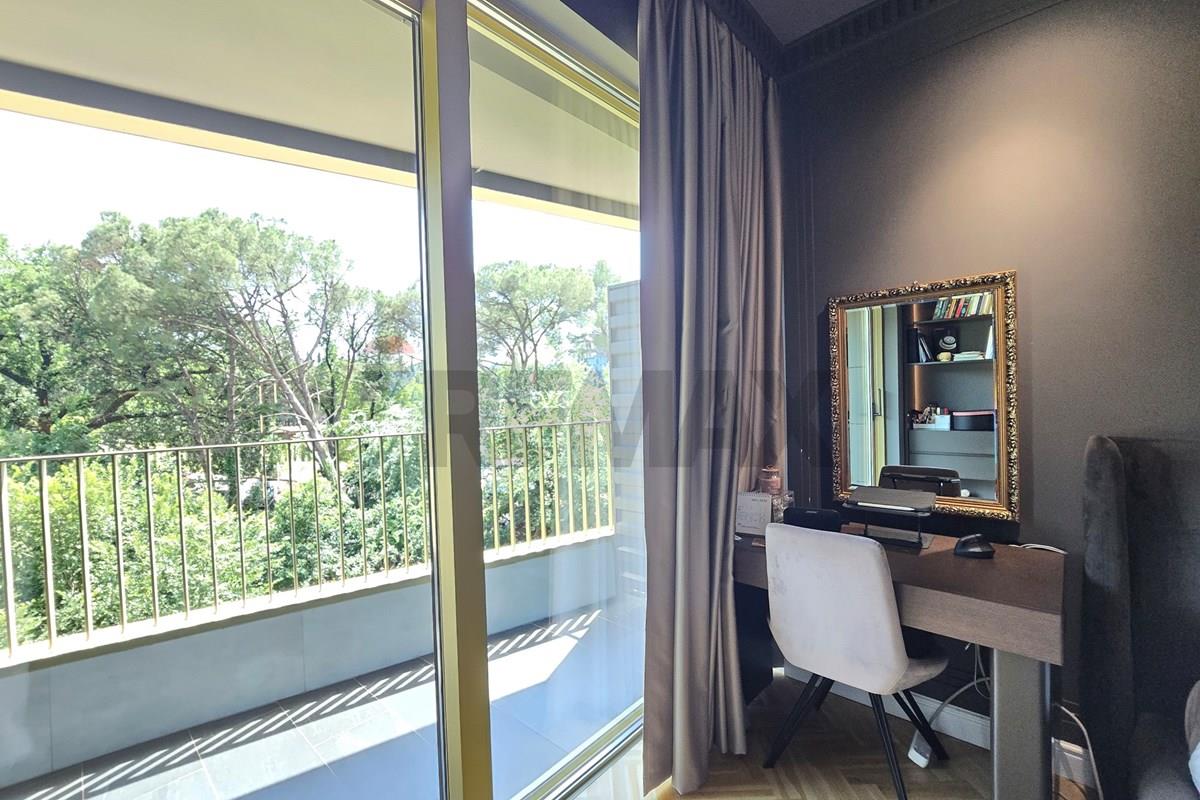 Apartament duplex luksoz për qira