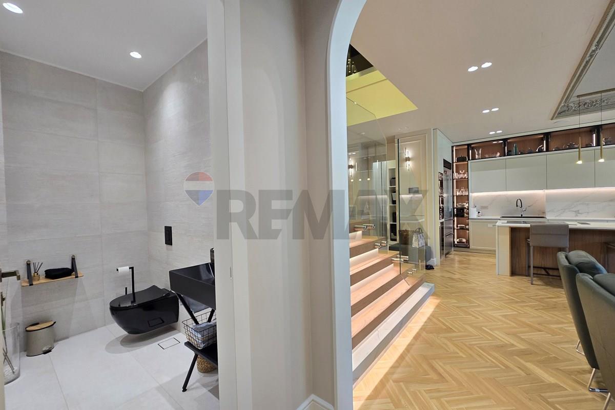 Apartament duplex luksoz për qira