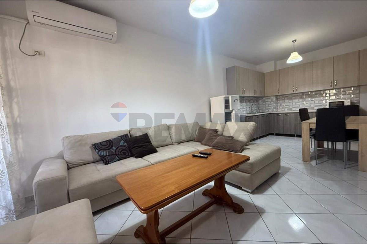 Apartament 1+1 me qira pranë santanna lounge