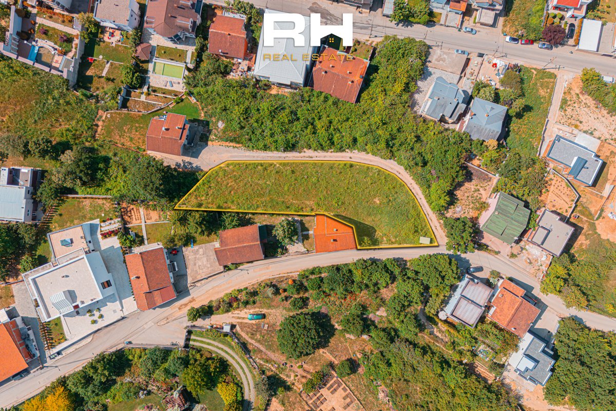 13 áreas de terreno en venta en sofali