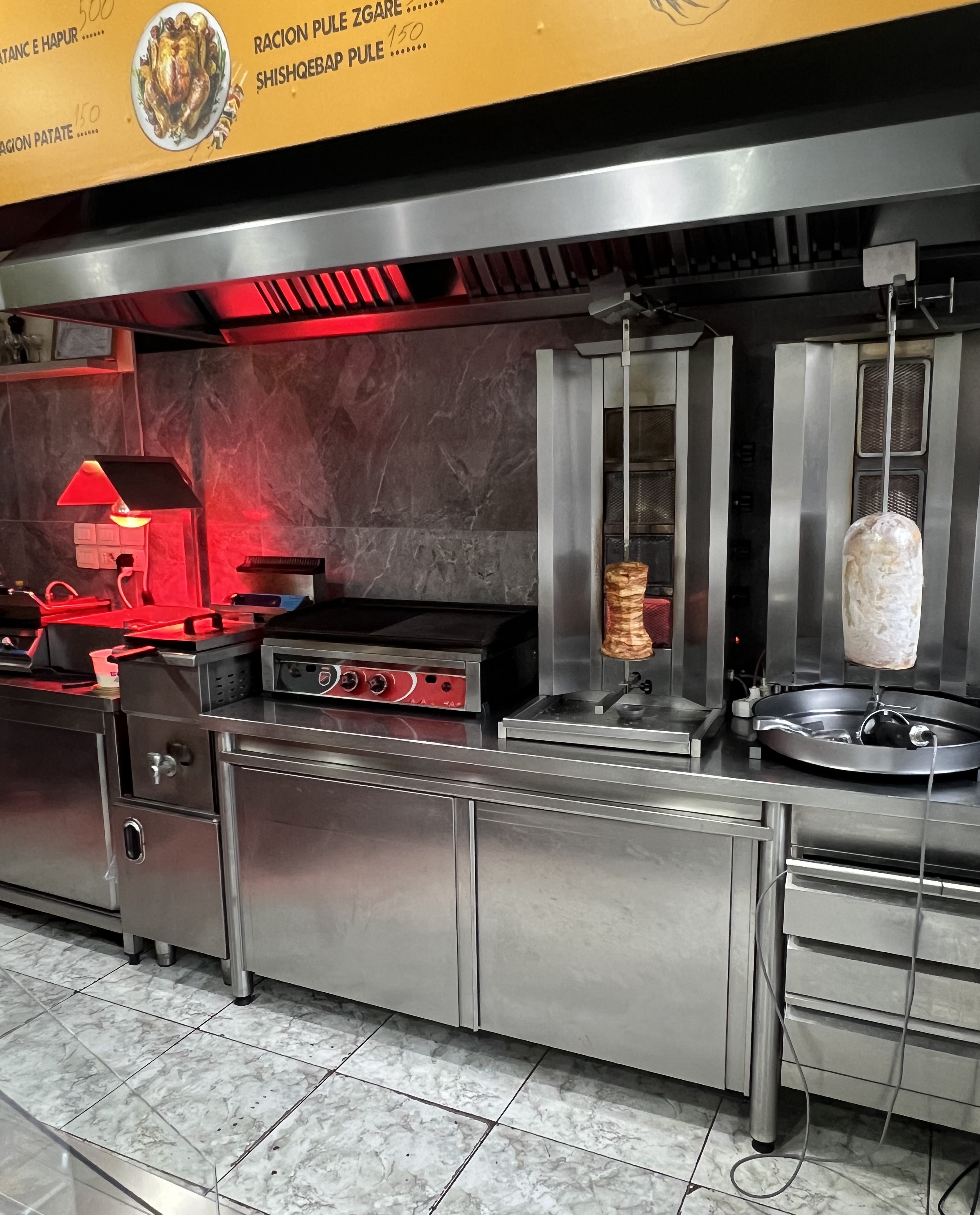Shitje | biznes fast food | rruga 5 maji | 11000 € (6)