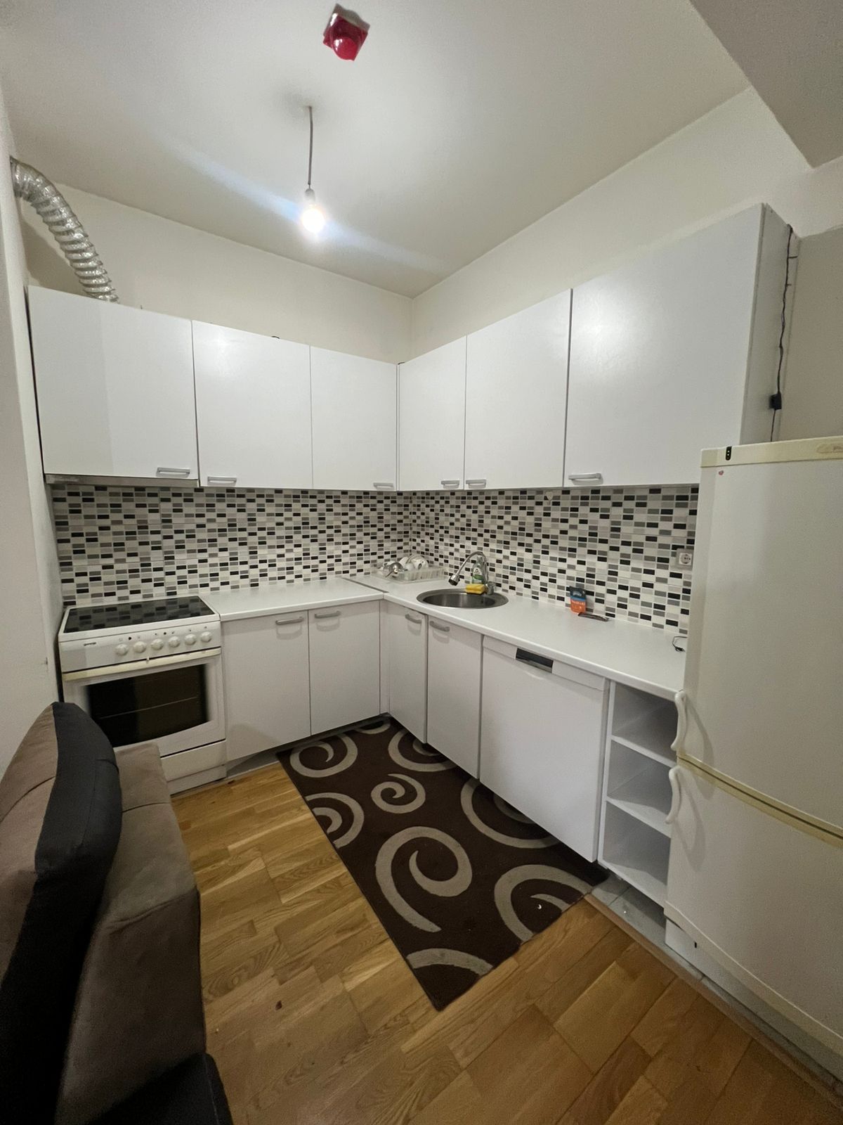Apartamento para alugar 1+1 em Lakrishtë