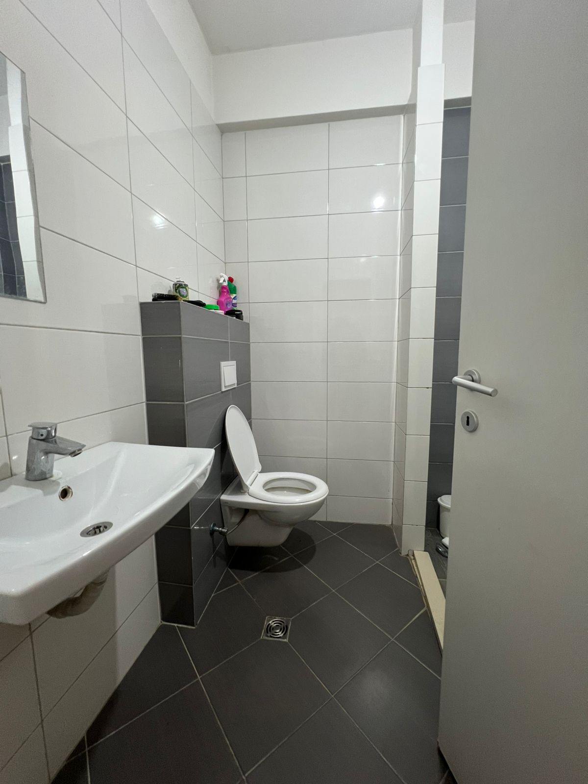 Apartamento para alugar 1+1 em Lakrishtë