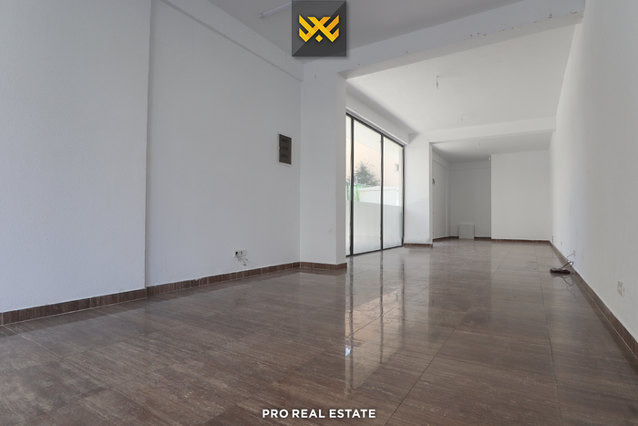 Local 74m² for rent at Mati 1 (3)