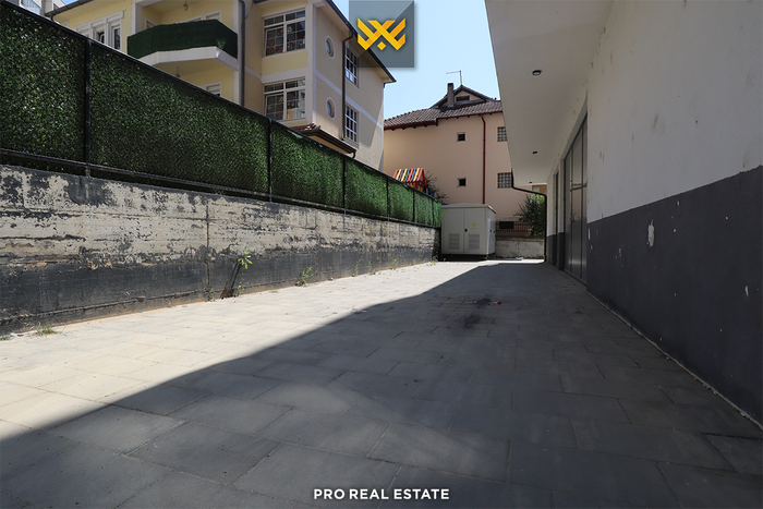 Local 74m² for rent at Mati 1 (5)