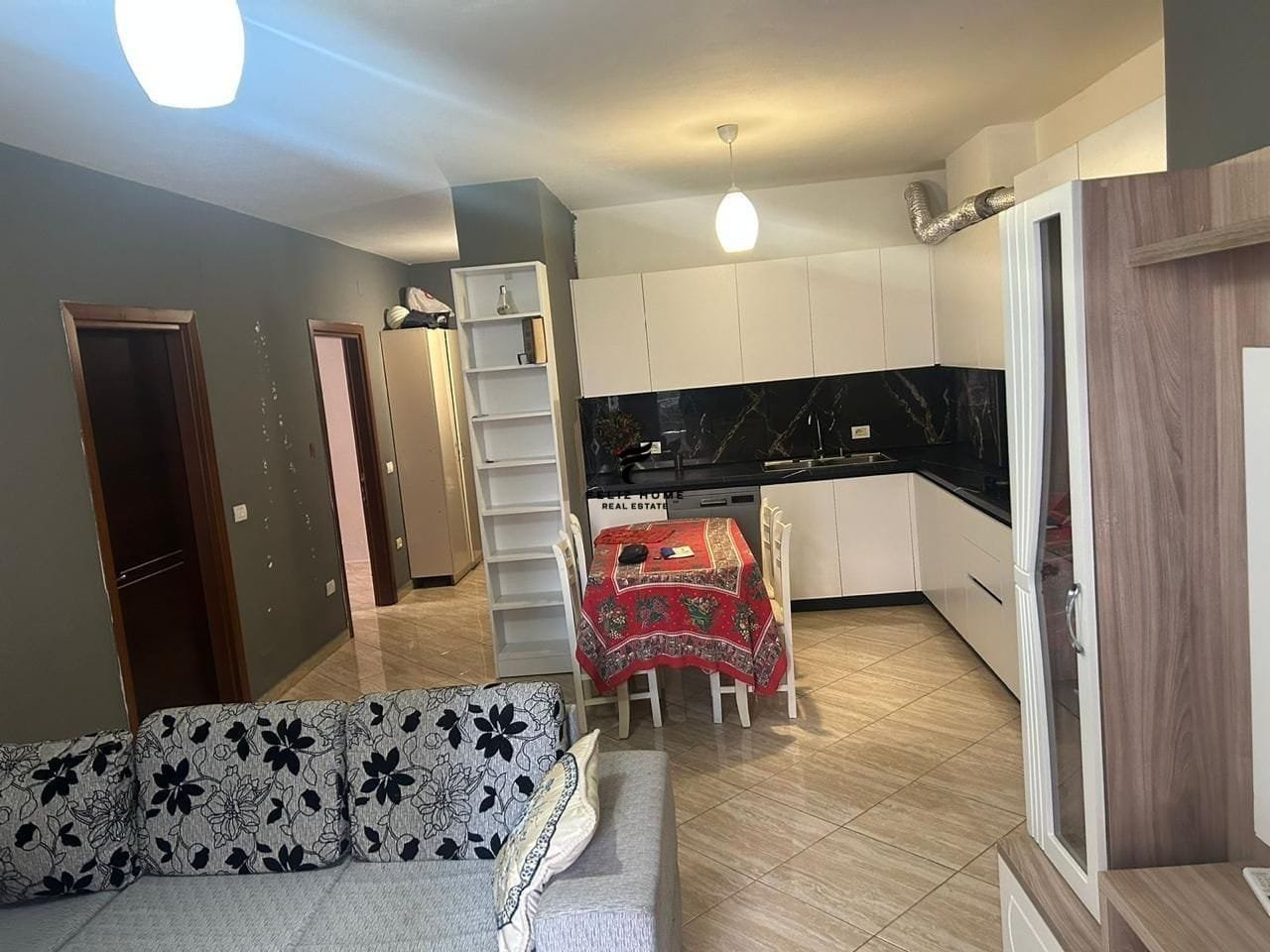 Apartment for rent 2+1 Astir 55,000 leke