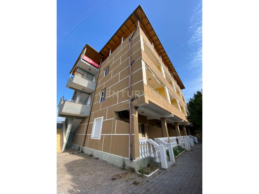 Shitet hoteli ne qender te velipojes | 1245 m²