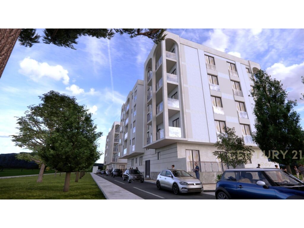 Apartament 2+1 per shitje ne golem !