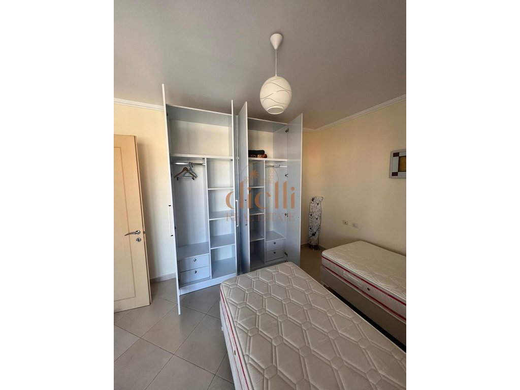 Apartament 2+1 per qira ne Astir