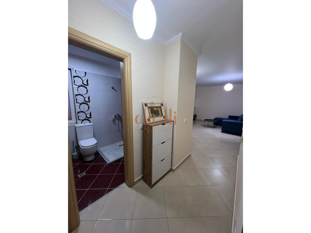 Apartament 2+1 per qira ne Astir
