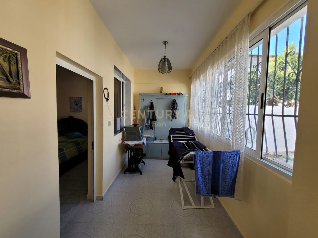 Shitet shtepi private prane muzeumit ne durres!