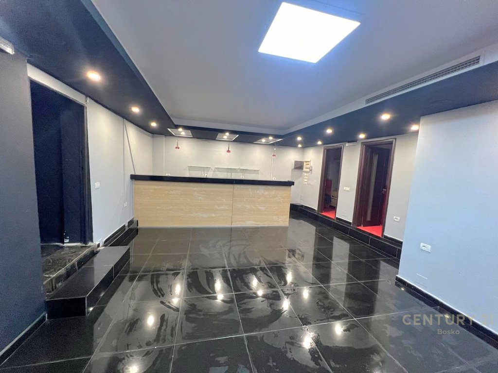 Shesim ambient komercial ne medrese tek emerald center!