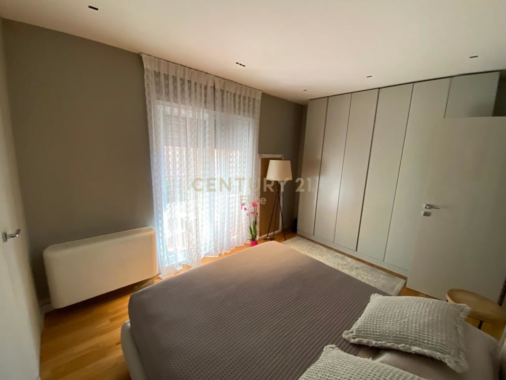 Apartament+ 2 parkime te liqeni i thate.