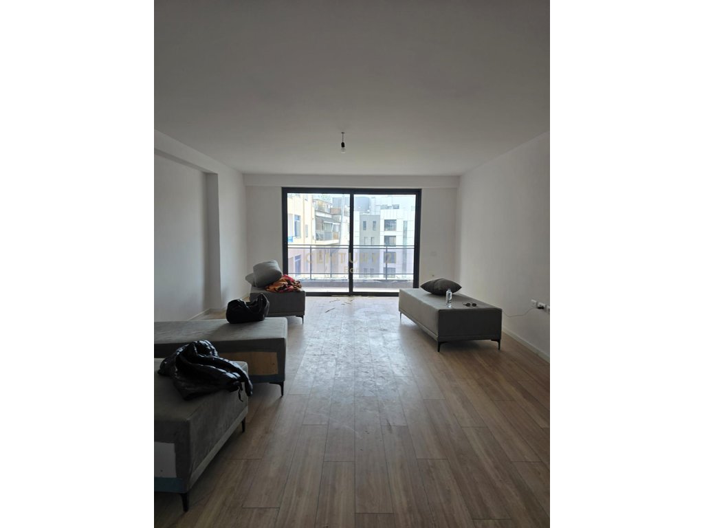 Shesim apartament 1+1, sarande