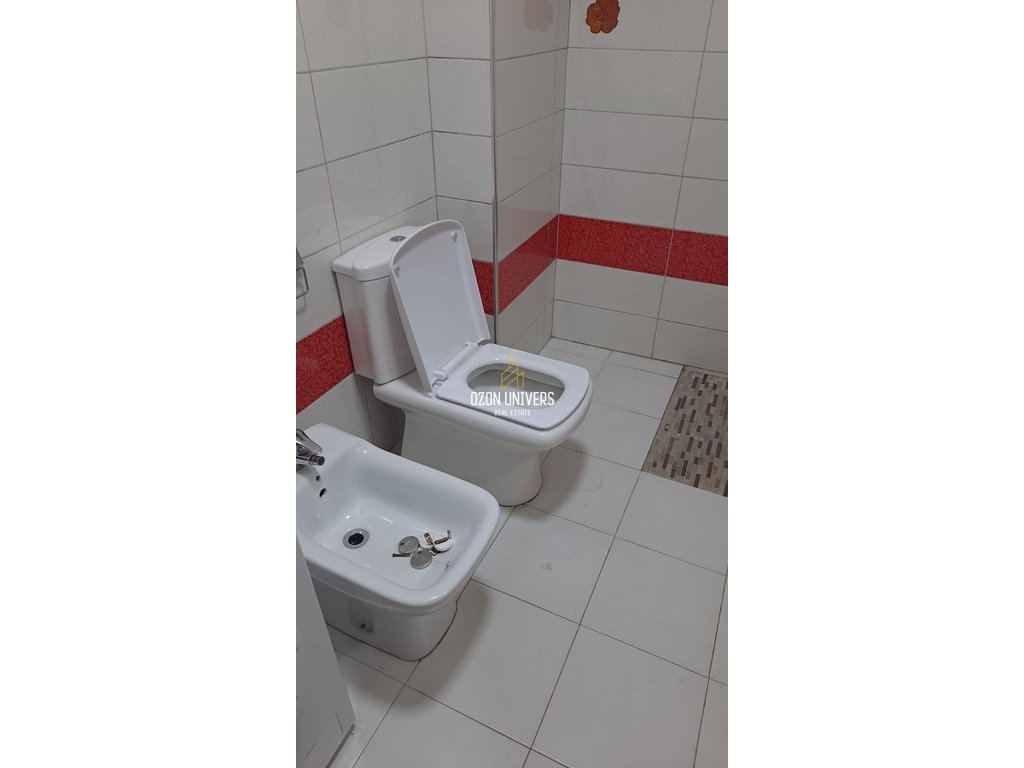 Apartament 2+1 për qira, tek ish restorant durrësi