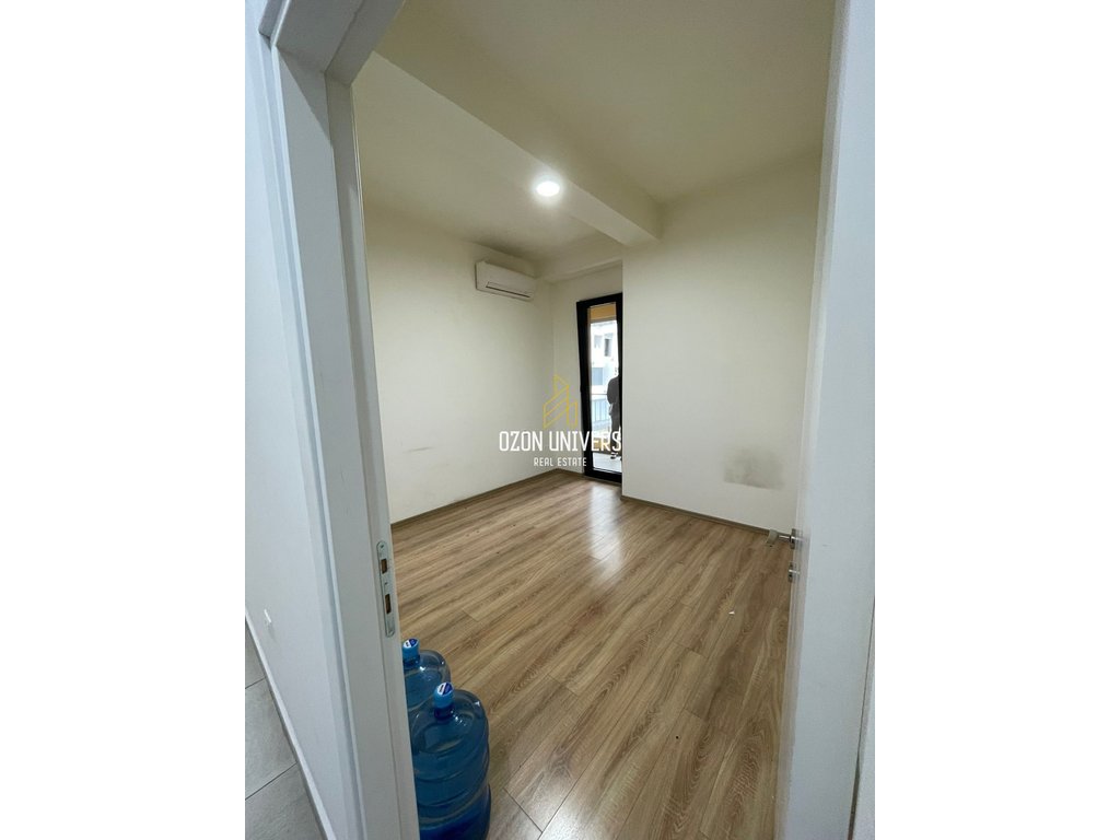 Espace commercial à louer, près de square 21, rruga e kavajës!