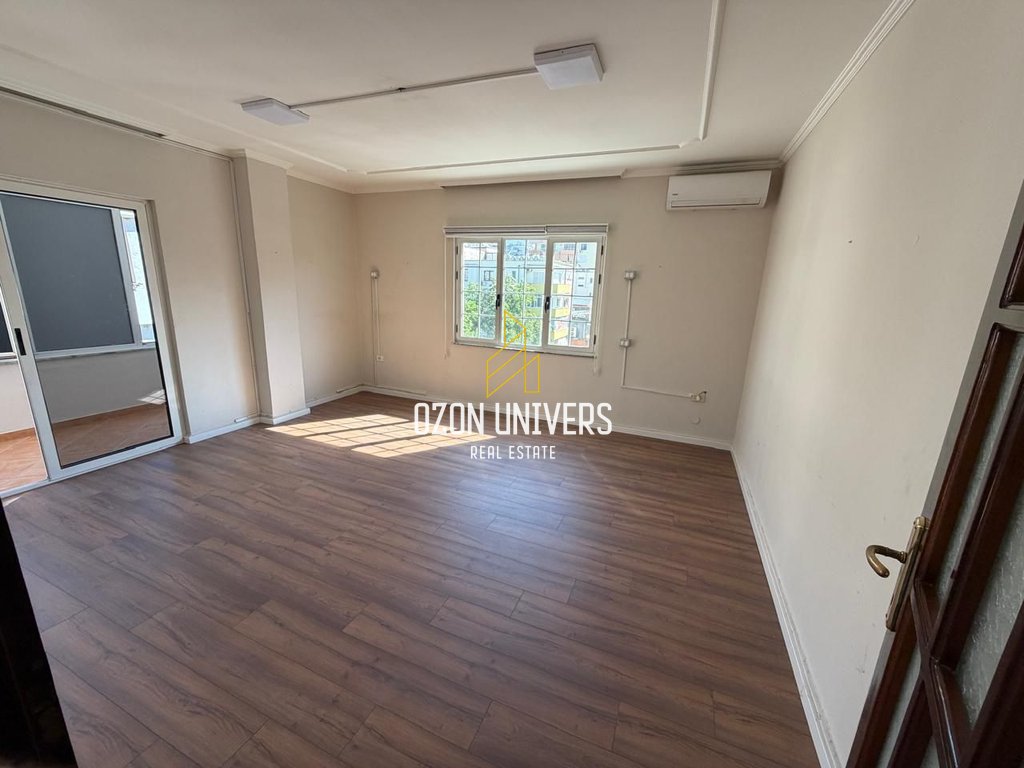 Apartment zur miete für geschäft, in der nähe des wilson-platzes!