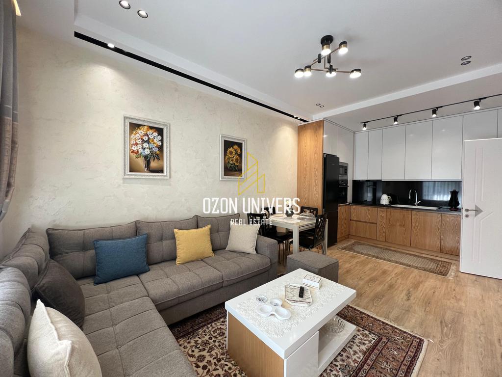 Apartment 1+1 zur miete in der nähe des kontakt-komplexes, 21 dhjetori!