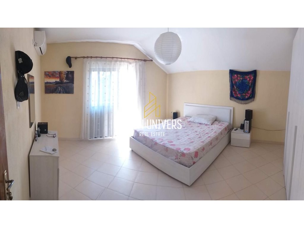 À louer villa de 3 étages – Don bosko