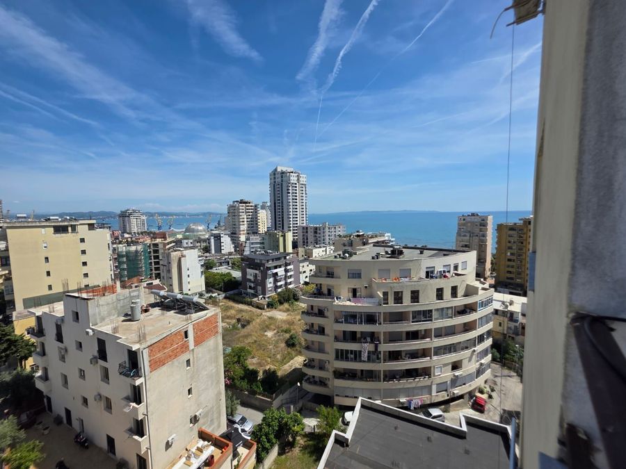 Appartement à vendre près de la promenade vollga, Durrës