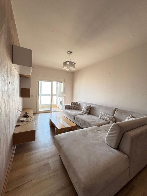Appartement 1+1 à vendre près du centre de durres