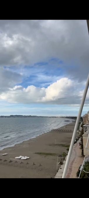 Wohnung zum verkauf – Erster reihe am meer