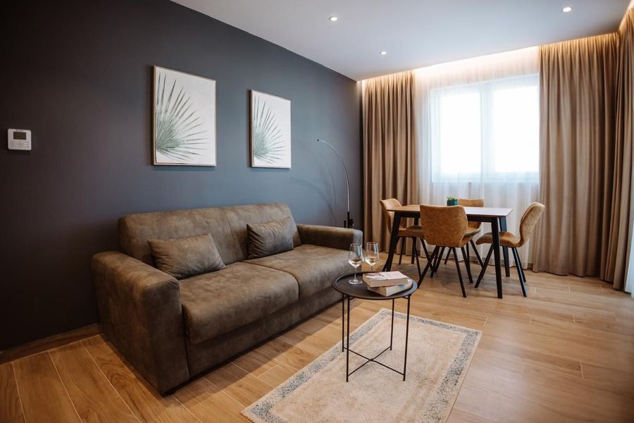 Luxurious apartment in golem hotel complex, for rent.