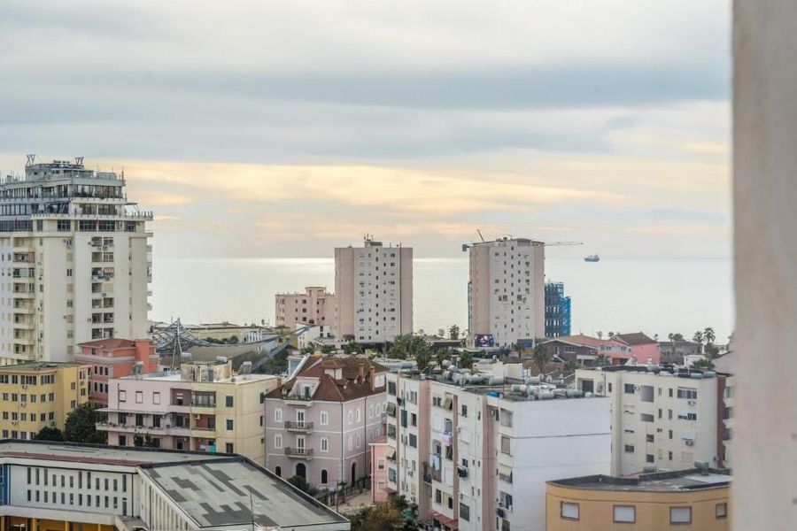 Luxuswohnung zur miete im zentrum von durres.
