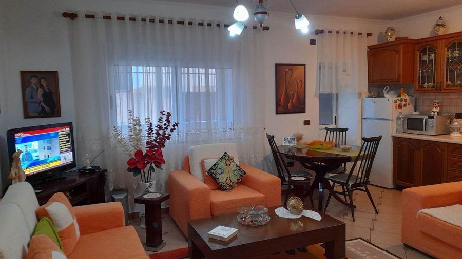 Apartament 2+1 ne shitje prane stadiumit durres
