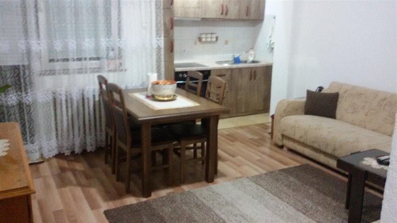 Banesë në shitje në ulpianë