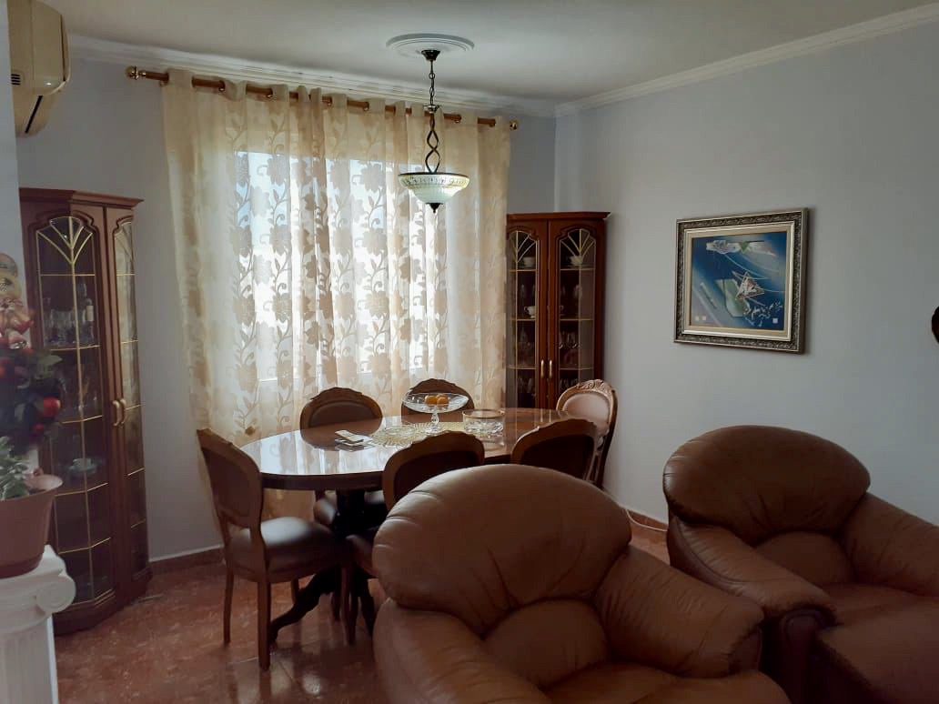 Apartament 3+1 te komuna parisit, tirane