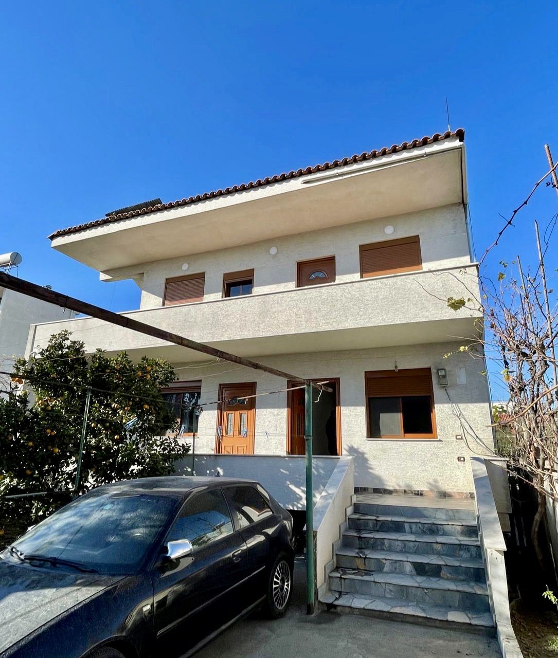 Zweistöckige villa im ehemaligen kenet, durres