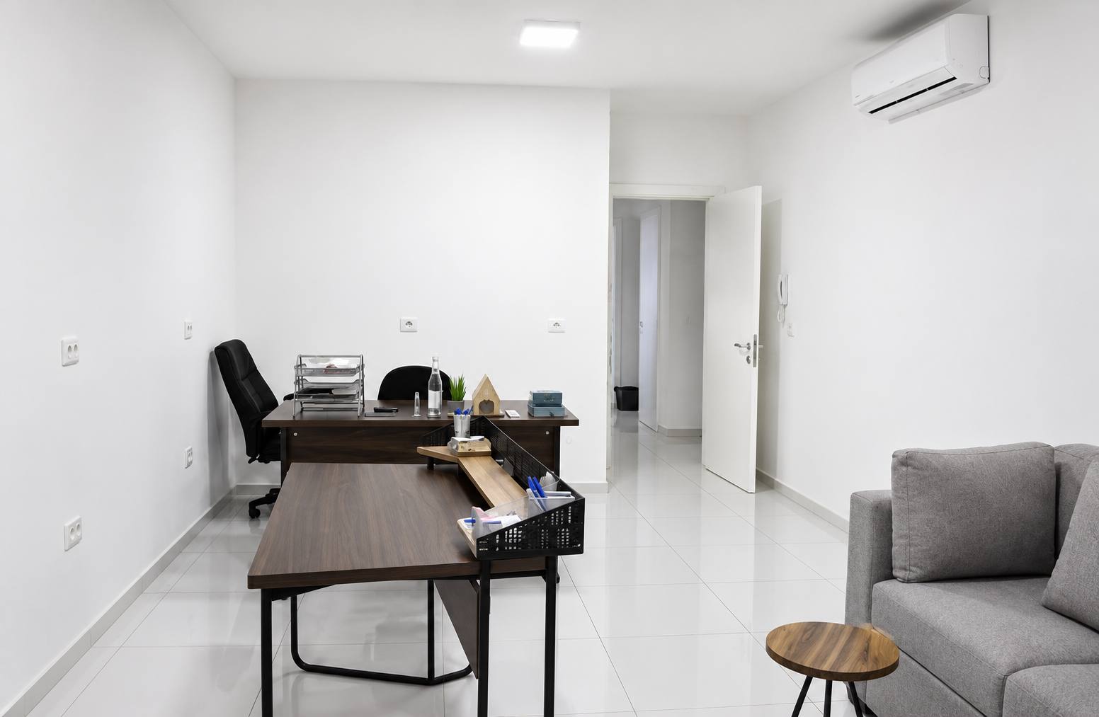 Ambient biznesi 59 metra katror prane kolegjit eneida, durres