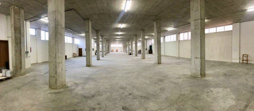 Espaço comercial para alugar perto da rotatória de fllakes, durres