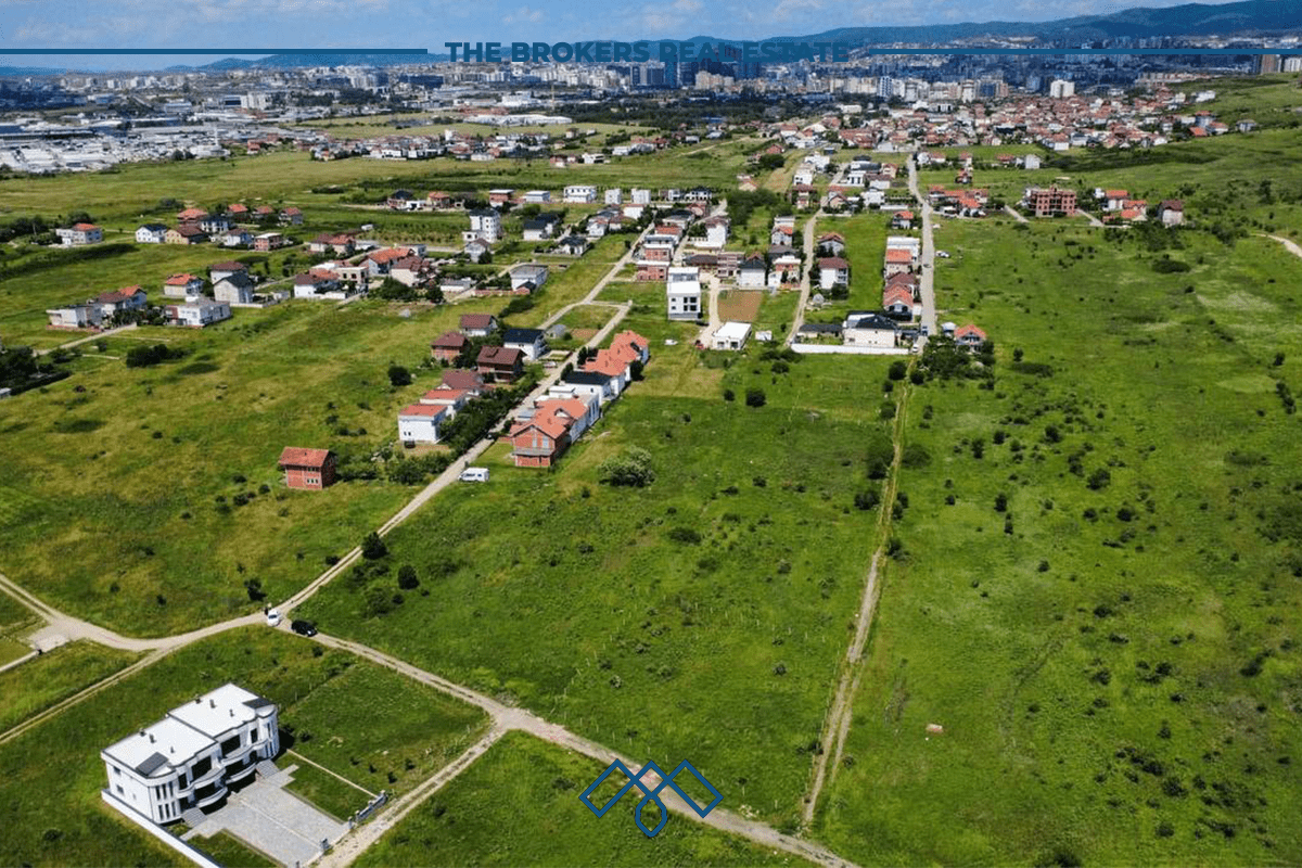 Truall në shitje 5,67 ari – Emshir/Kalabri.