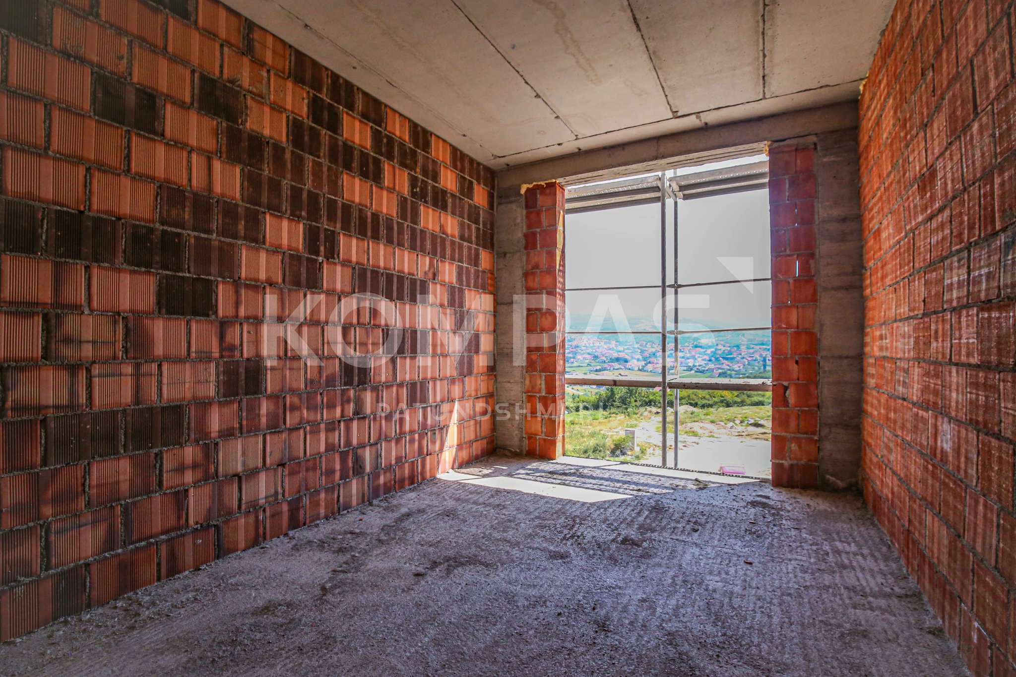 Offered for sale 3+1 apartment in Prishtina e Re neighborhood