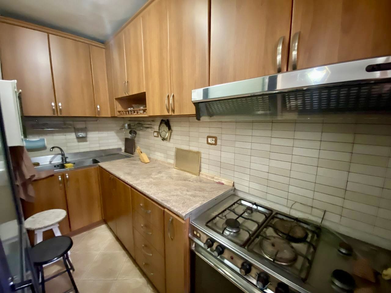 2+1 wohnung zur miete in der dibra-straße, Tirana